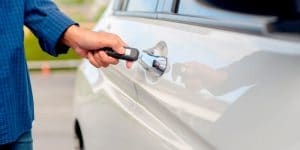 Mobile Auto Locksmith – Stop! Wait A Minute!