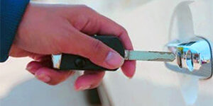 Unlock Car With Our Crew’s Assistance This Instant!
