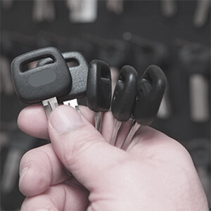 auto key service - Door N Key Locksmith