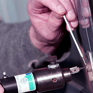 professional locksmith Door N Key Locksmith