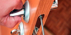 Locksmith Near Here – Reasonable Costs