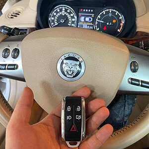 Jaguar-Car-remotes4