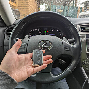 Lexus-car-remotes-5