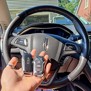 Lincoln-Car-remotes