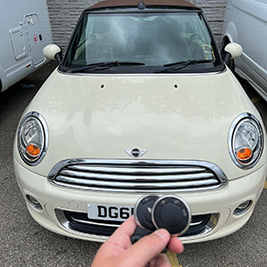 Mini-Cars-remotes4
