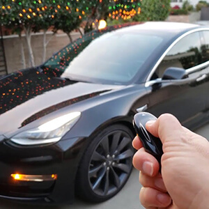 Tesla-Car-Remotes3